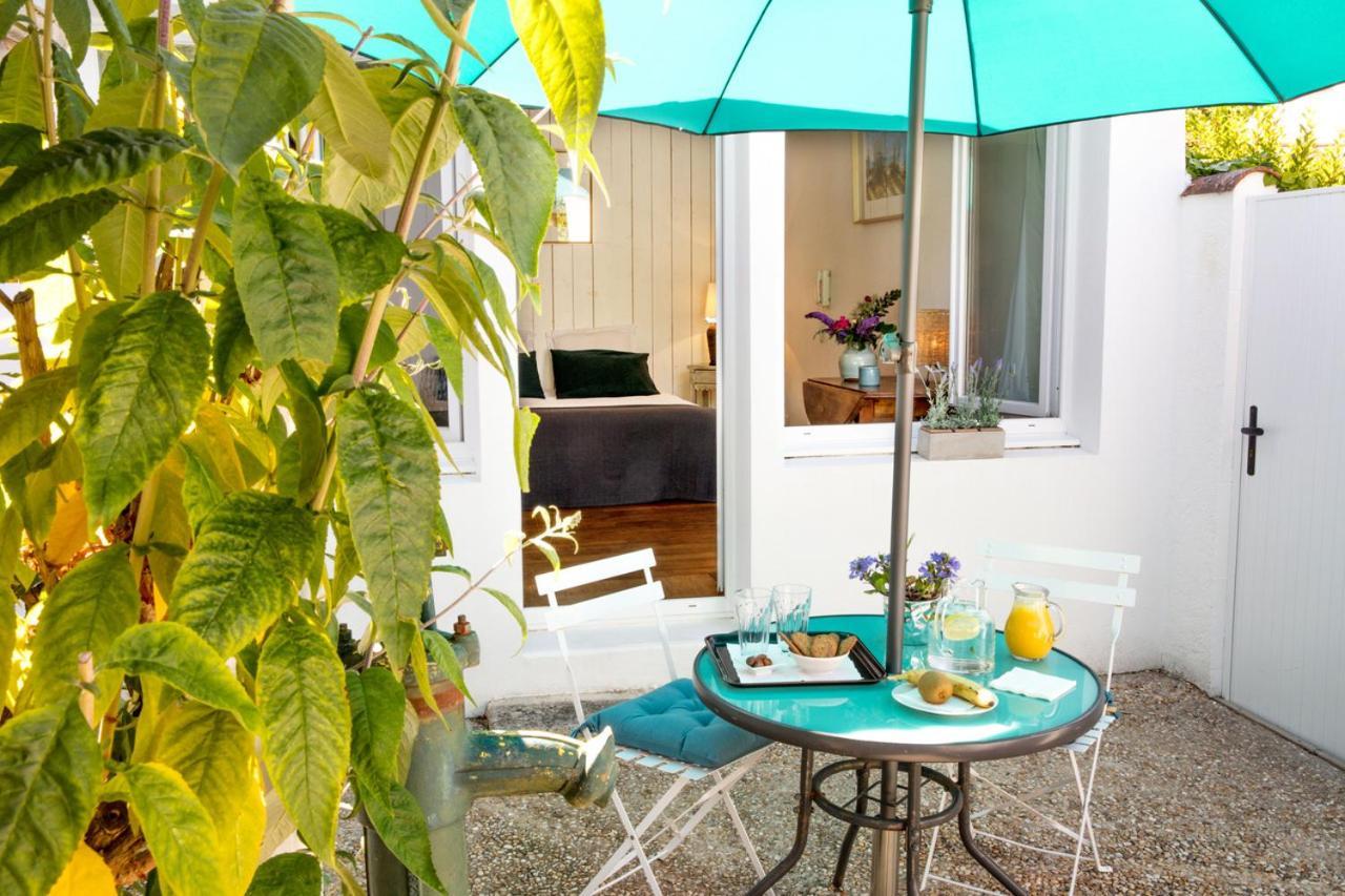 Bed and Breakfast La Venelle De Jericho Ла-Рошель Екстер'єр фото